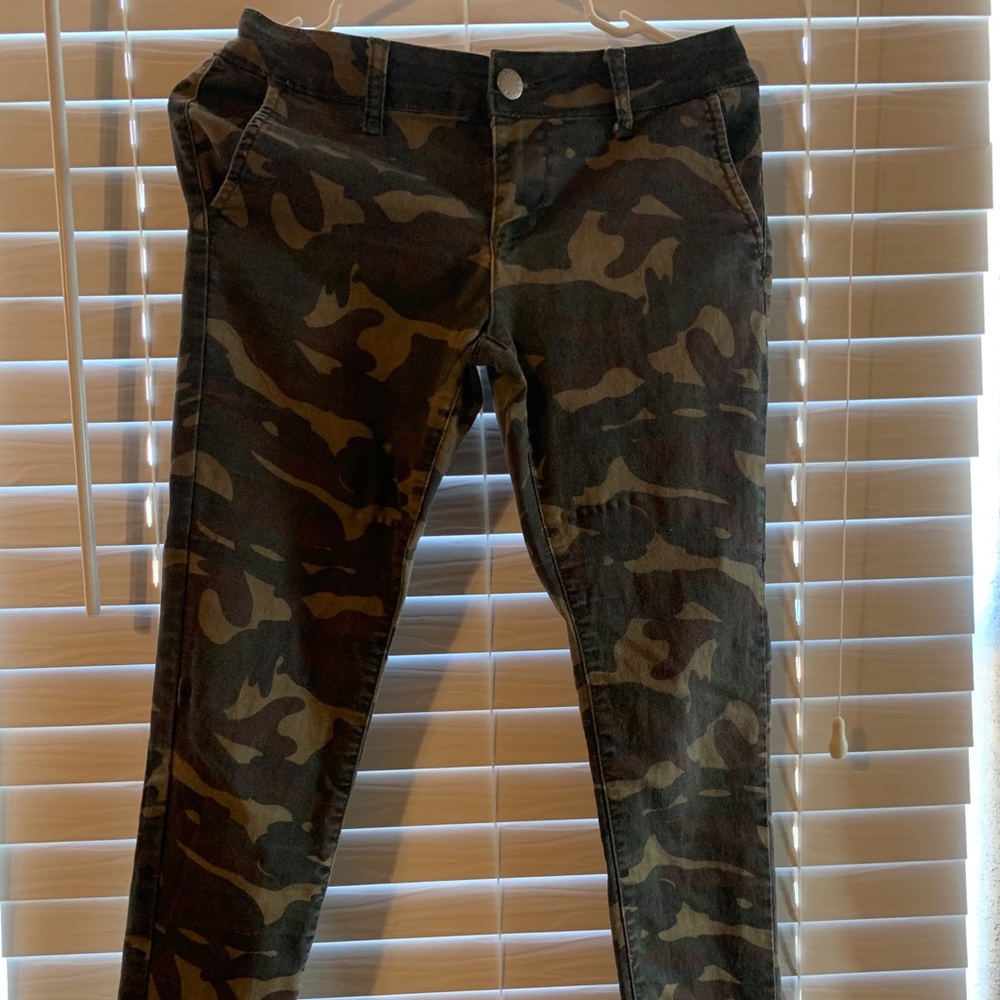 Camo print jeans